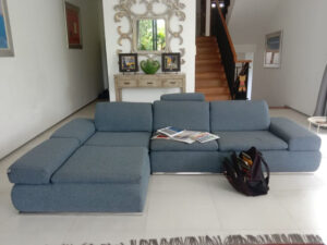 service sofa Buahbatu